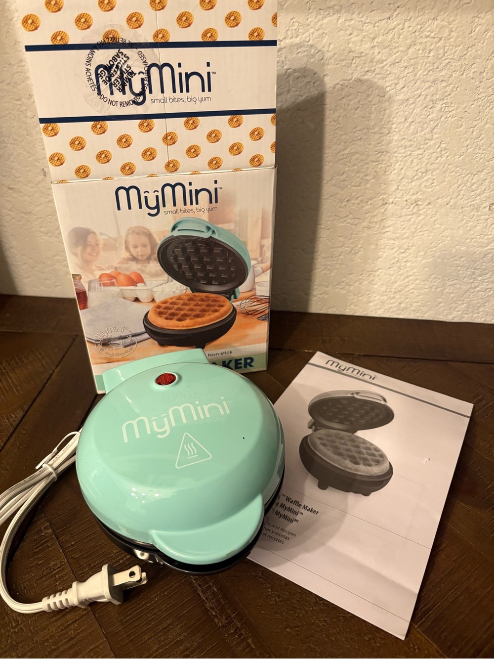 MyMini Mini Waffle Maker in Mint Green
